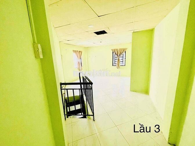 Vị trí thuận tiện 2 phút đến bv Chợ Rẫy, đh Y Dược