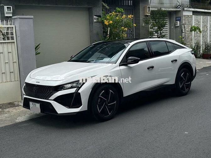 Peugeot 408 Premium Trắng 7000km
