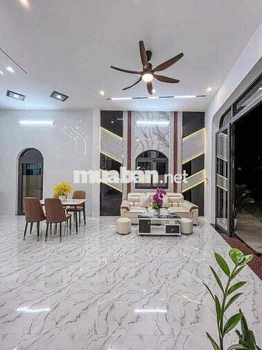 nhà 2 lầu mặt tiền bờ kè Cái Sơn, kế chợ An Bình, Ninh Kiều - 4 tỷ 750