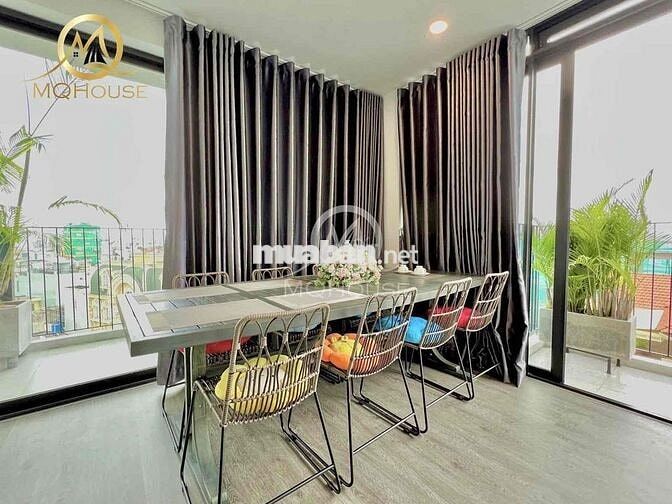 🏙 View Landmark Cực Đẹp – Căn Hộ Tone Gỗ Sang Xịn Gần HUTECH & Quận 1