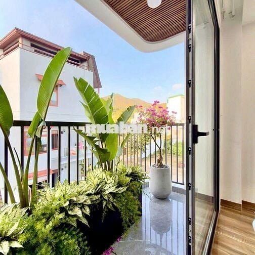 ThL Cho thuê căn hộ Studio có ban công – Phía Bắc Nha Trang