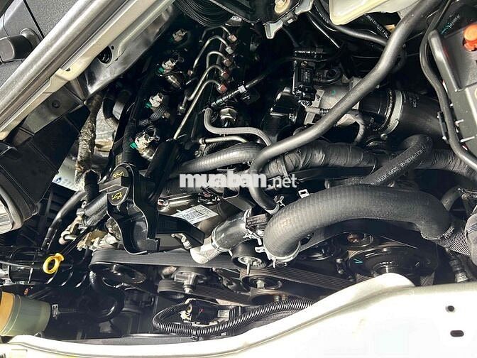 Ford 2017 xe 16 chỗ bảo hành bao tess hãng