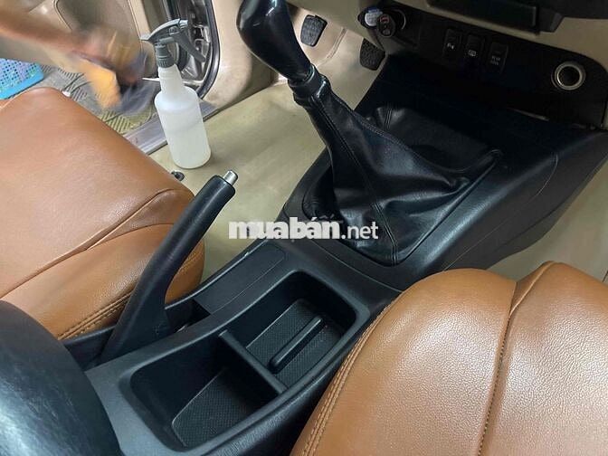 Toyota Fortuner 2016 Dầu Bạc