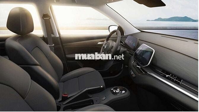 VinFast VF 5 SUV giảm giá trong tháng 7