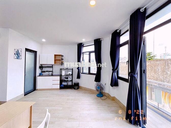 CĂN HỘ DỊCH VỤ CAO CẤP GẦN Q1 GIÁ RẺ