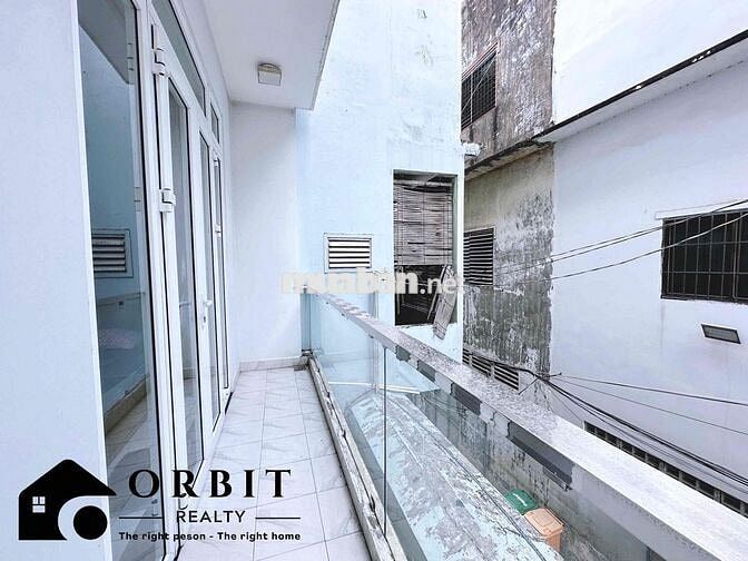 Căn hộ Studio ban công Ngay Cách Mạng Tháng 8 Tân Bình Full nội thất