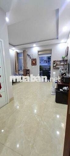 BÁN NHÀ PHỐ ĐÚC 5 LẦU ĐẸP PHƯỜNG TÂN CHÁNH HIỆP QUẬN 12