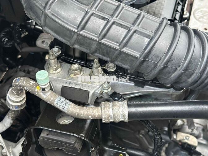 Suzuki XL7 2022 Trắng 7 chỗ ghế da