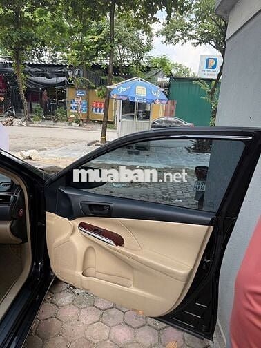 Toyota Camry 2.0E 2014 10 vạn km màu Đen