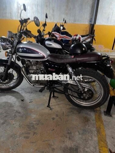 Suzuki GN250 250cc Bạc, Đen Classic