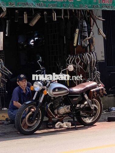 Suzuki GN250 250cc Bạc, Đen Classic