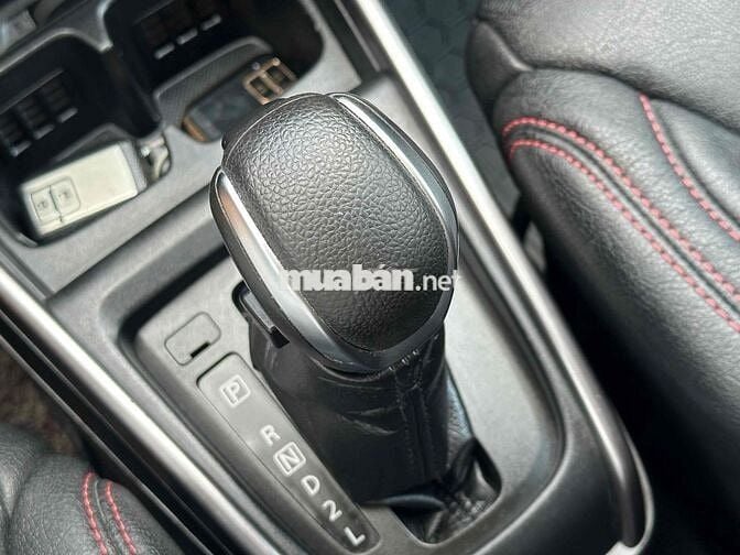 Suzuki XL7 2022 Trắng 7 chỗ ghế da