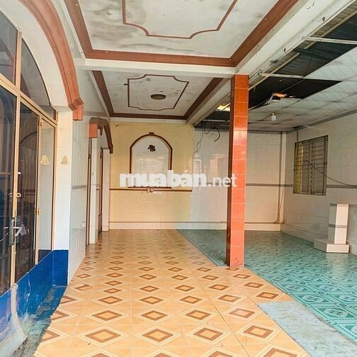 Bán đất tặng nhà cấp 4, mặt ngang khủng 11.5m, 2 mặt thoáng, 180m2
