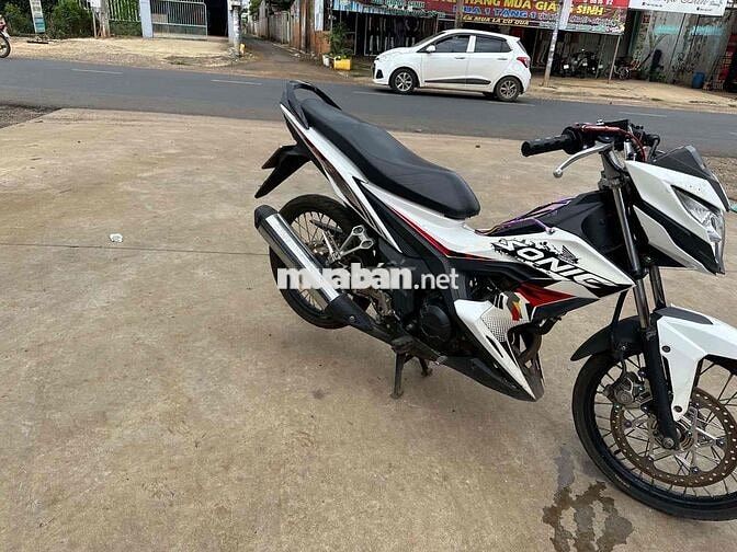 Honda Sonic Trắng Xe máy côn tay