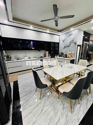 TTHC Nhà Bè- 9.8 TỶ - NHÀ 4T 4PN7WC 5.5x24M - THANG MÁY