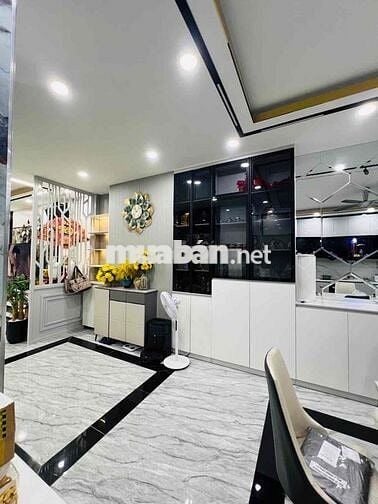 TTHC Nhà Bè- 9.8 TỶ - NHÀ 4T 4PN7WC 5.5x24M - THANG MÁY