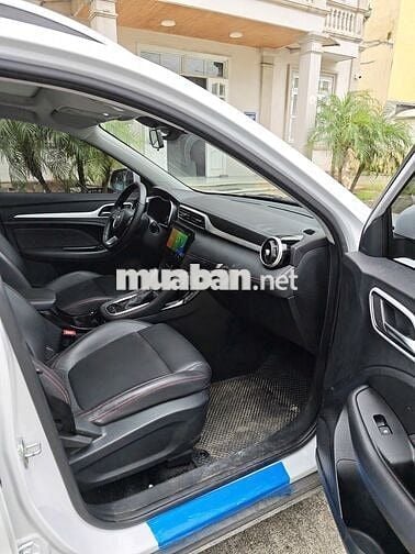 MG ZS Luxury 1.5 AT 2024 40.000 km