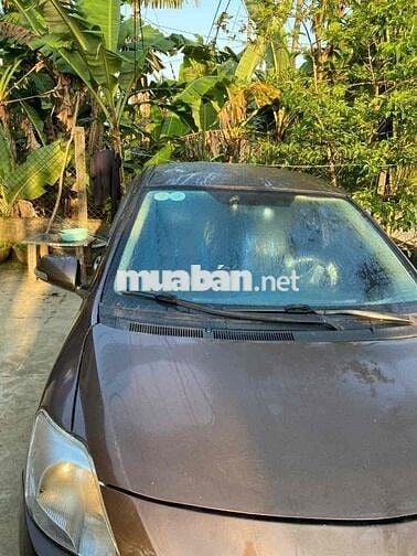 Toyota Vios 5 chỗ màu Nâu