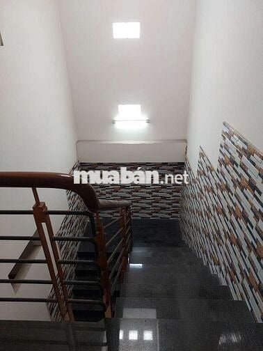 CHO THUÊ NHÀ 5×20- XTS – GẦN NGÃ TƯ HOCMON . GIÁ: 9 TRIỆU TL