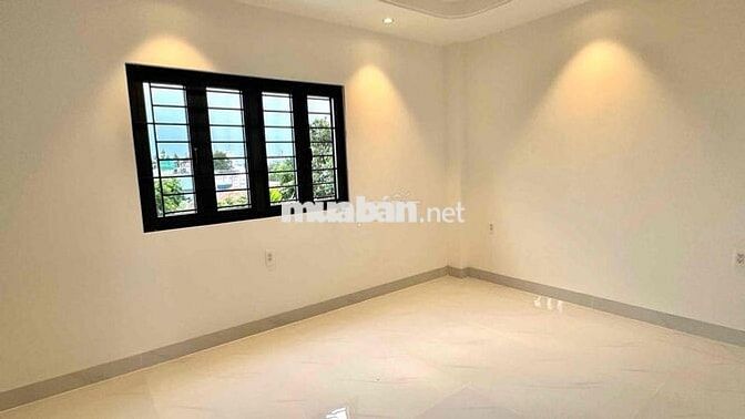 Cho thuê nhà/Vp mới 100% đs 2, p.Trường Thọ 4 tầng có nhà xe Giá 22tr