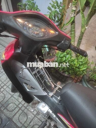 Honda Wave RS 100 Số sàn màu Đỏ