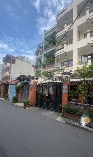 Tòa CHDV Khu Sân Bay, 7m x 27m, 6 Tầng, 20P, HĐT 100 triệu/tháng
