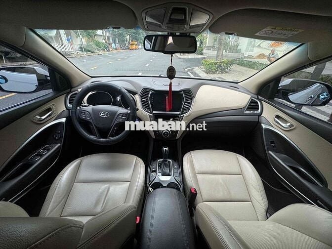 Hyundai SantaFe 2018 2.2L 4WD Đặc Biệt Trắng Kem