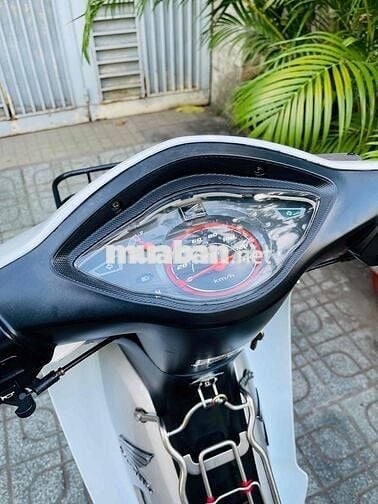 Honda Wave A 2013 Trắng máy full 110cc bstp