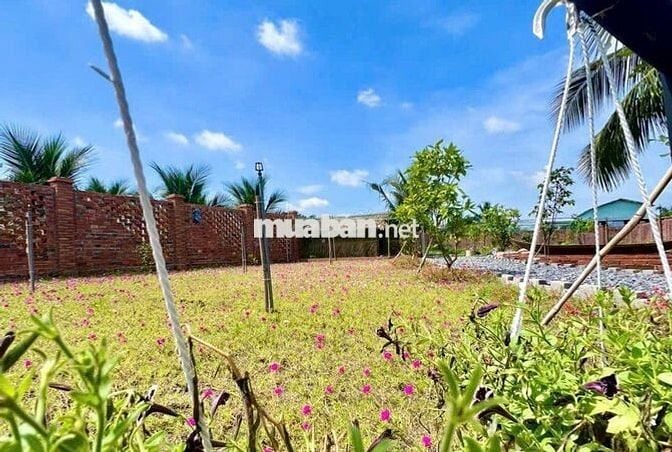 400m2 đất thổ cư thích hợp xây nhà vườn, giá chỉ có 5 triệu.m2