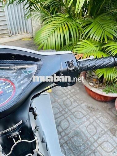 Honda Wave A 2013 Trắng máy full 110cc bstp