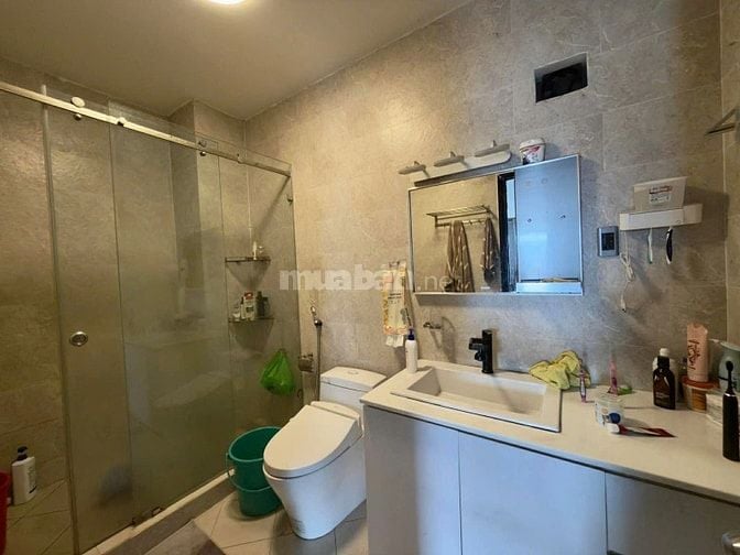 Tòa CHDV Khu Sân Bay, 7m x 27m, 6 Tầng, 20P, HĐT 100 triệu/tháng
