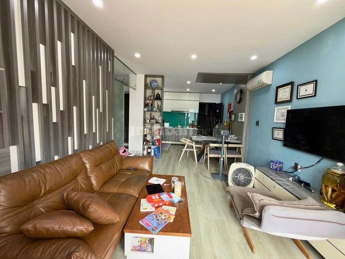 Tòa CHDV Khu Sân Bay, 7m x 27m, 6 Tầng, 20P, HĐT 100 triệu/tháng