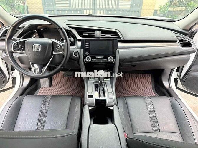 Honda Civic 1.8G 2019 Tự động Trắng 57000 km