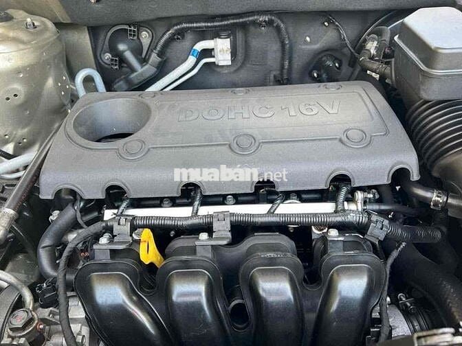 Kia Sorento 2015 Xăng Tự động Vàng cát 80.000 km