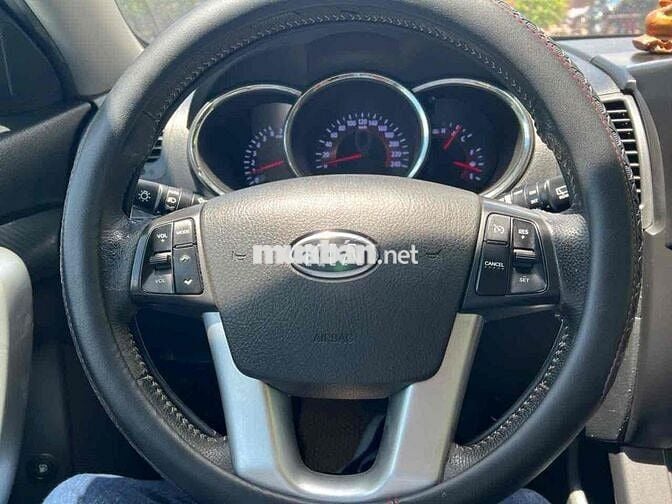 Kia Sorento 2015 Xăng Tự động Vàng cát 80.000 km