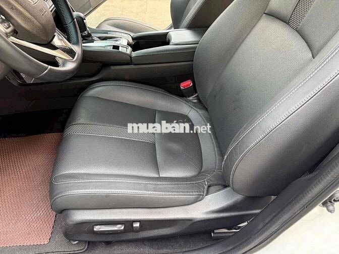 Honda Civic 1.8G 2019 Tự động Trắng 57000 km