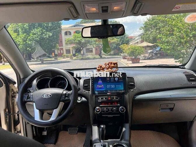 Kia Sorento 2015 Xăng Tự động Vàng cát 80.000 km