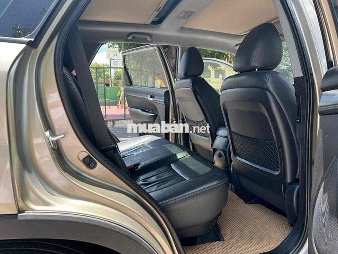 Kia Sorento 2015 Xăng Tự động Vàng cát 80.000 km