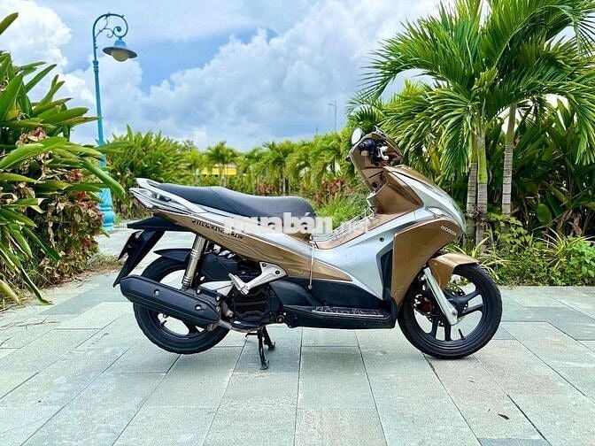 🛵Honda Air Blade Fi 2012 Bản Đặc Biệt Tem Sơn