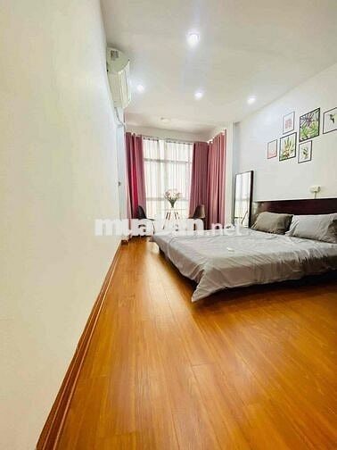 Chính Chủ Cho Thuê 4 Căn Studio Mai Anh Tuấn Full Nội Thất View Hồ