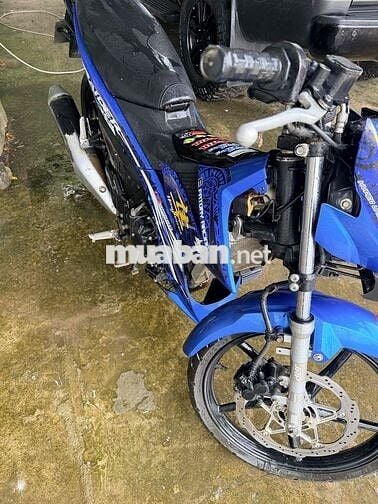 Suzuki Raider Xanh