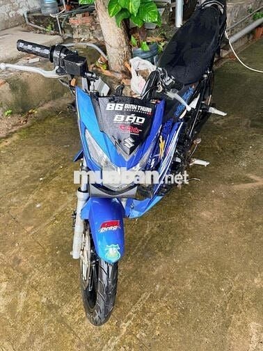Suzuki Raider Xanh