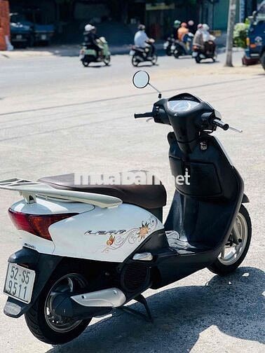 Honda Lead Fi Trắng biển to