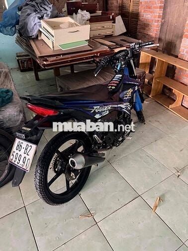 Suzuki Raider Xanh