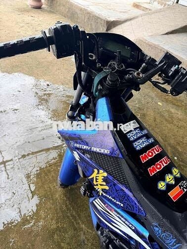 Suzuki Raider Xanh