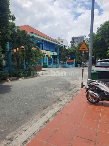 Cho thuê căn biệt thự khu 280 Lương Định Của phường Bình Trưng 