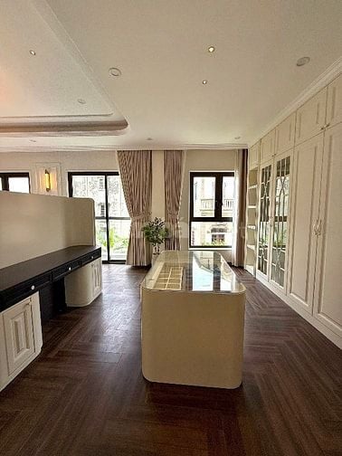 Cần bán nhanh nhà Thạch Bàn S 60m2x6 tầng thang máy - MT8m Gara 2 oto