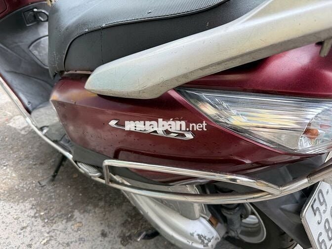 Honda Lead màu Đỏ - Nguyên Zin chưa sửa chữa!