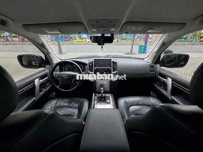 Toyota Land Cruiser VX 2016 Xăng Tự động Đen