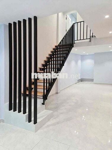 PHÒNG MẶT ĐẤT DẠNG 1 TRỆT 1 LẦU NGAY GIGAMALL GẦN ĐH LUẬT, VĂN LANG